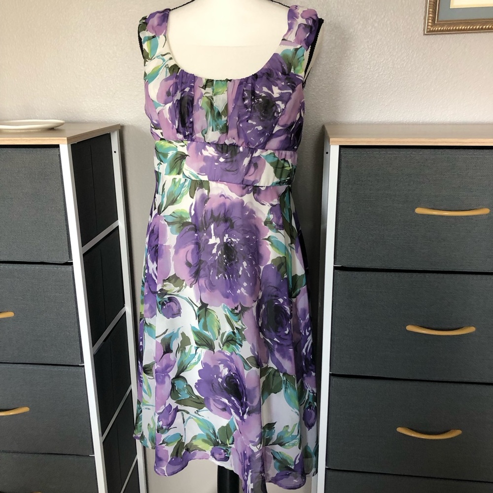 This is a cute dress that I bought for a wedding and I only wore once!